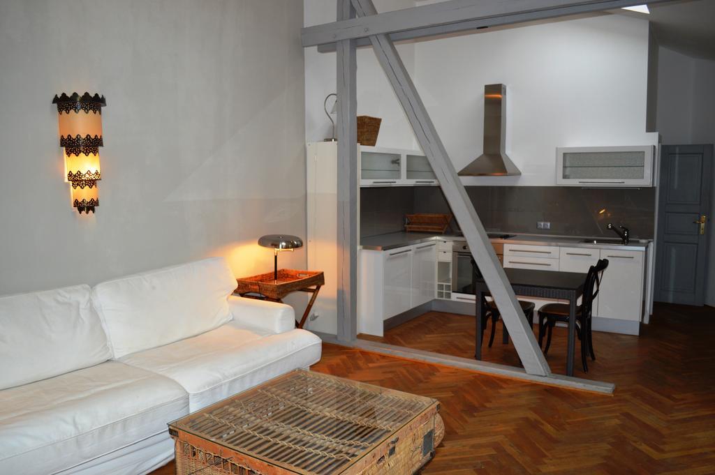 Apart 3* Praga